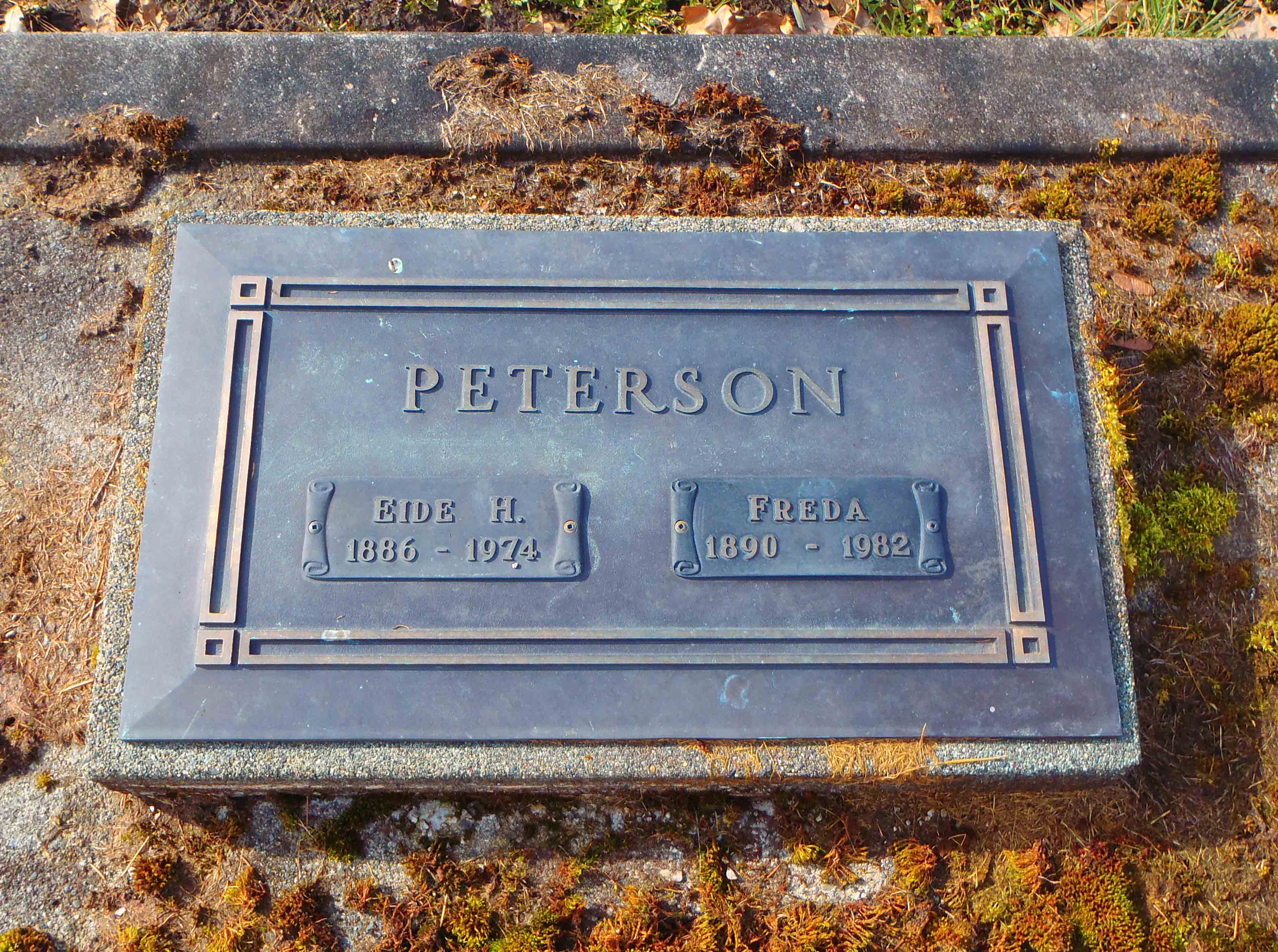 Eide Peterson tomb, Saint Mary's Somenos